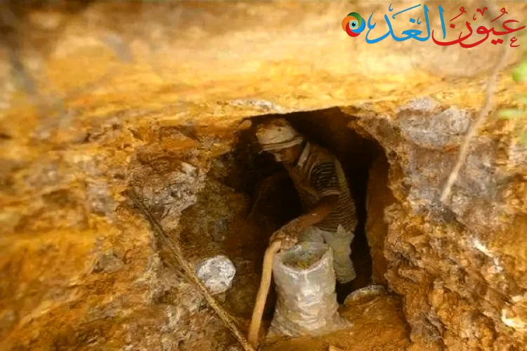 عامل في منجم السكري