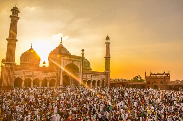 صلاة عيد الأضحى في أحد المساجد