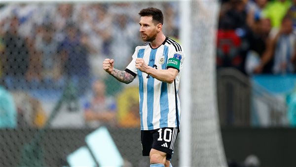 استبدال ميسي في مباراة تصفيات كأس العالم 2026 بين الأرجنتين والإكوادور