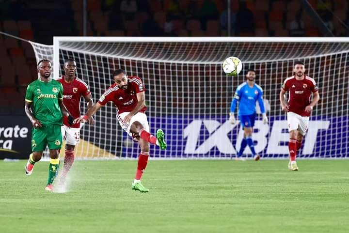 الأهلي المهتز يتعادل إيجابيا مع يانج أفريكانز سيطرة الأهلي في الشوط الثاني