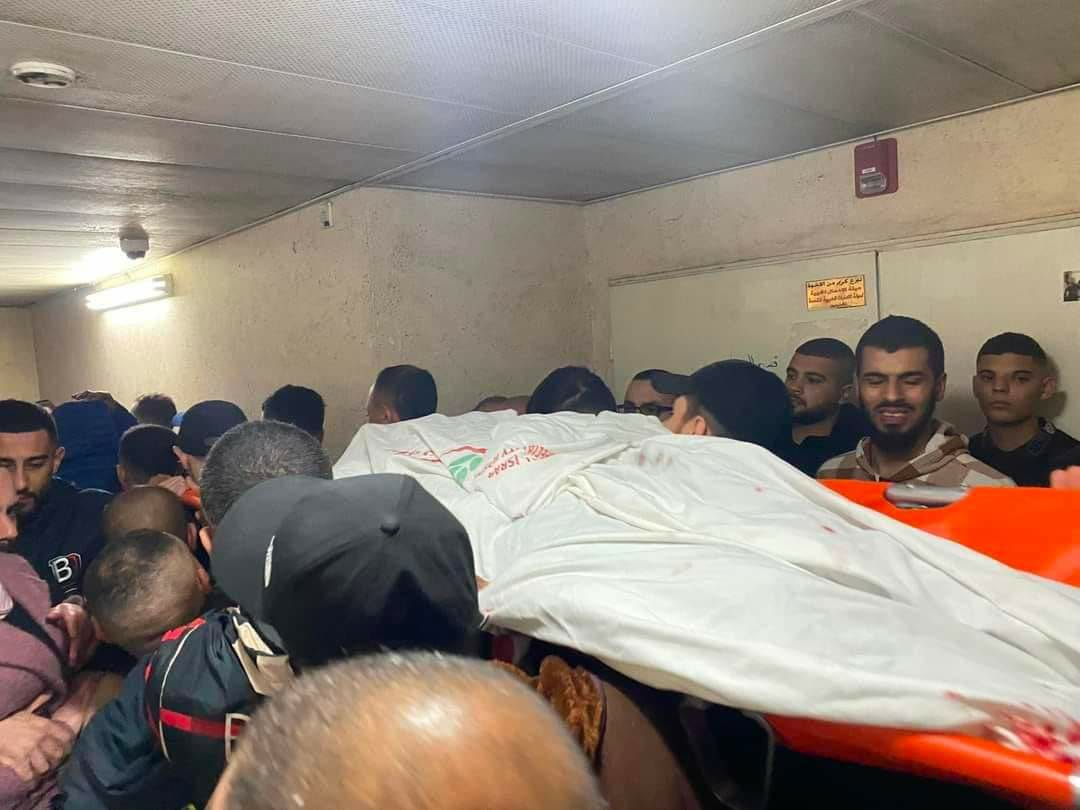 تشييع جثامين ثلاثة شهداء