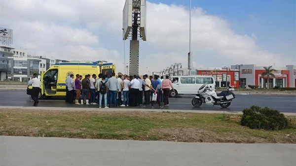 مصرع 4 أشخاص امام هايبر وان بالشيخ زايد