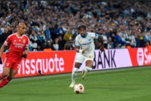 مارسيليا يعادل إنجاز باريس سان جيرمان ويكمل عقد المتأهلين لنصف نهائي الدوري الأوروبي