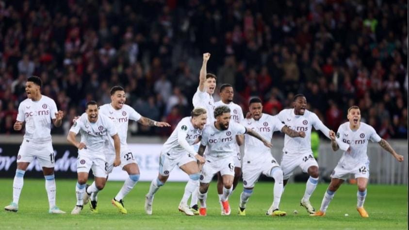 دوري المؤتمر أستون فيلا