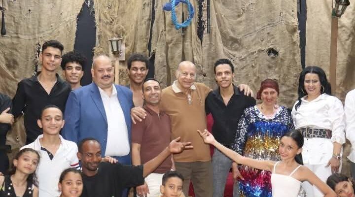 وجوه جديدة تتألق في سماء الفن في مسرحية "عفاريت أون لاين" وجوه جديدة تتألق في سماء الفن في مسرحية "عفاريت أون لاين"