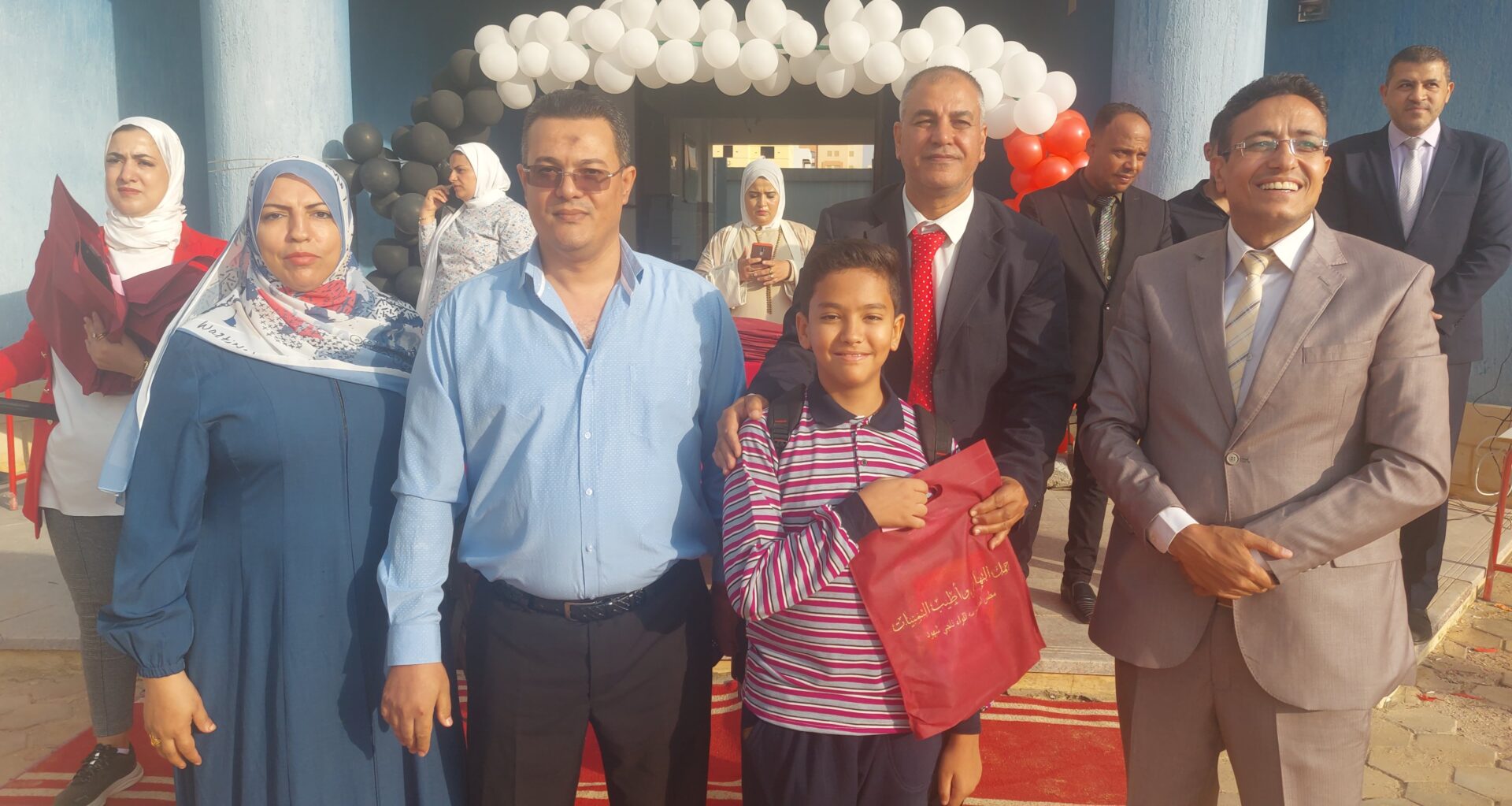 مدرسة اللواء ناجي شهود التجريبية للغات.. نموذج للتميز والتطوير