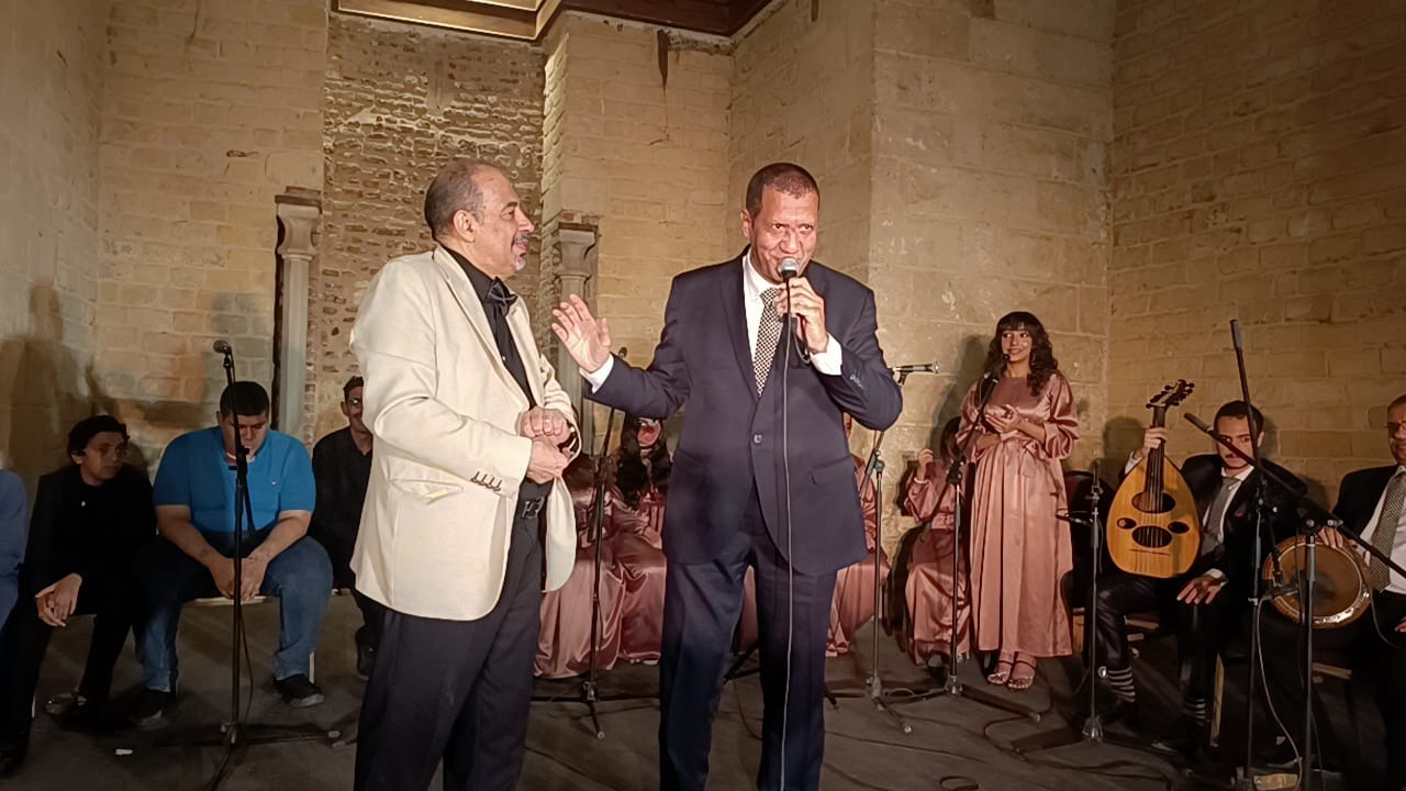 تألق وإبداع فرقة نور الحياة في احتفال بقصر الأمير بشتاك تألق وإبداع فرقة نور الحياة في احتفال بقصر الأمير بشتاك