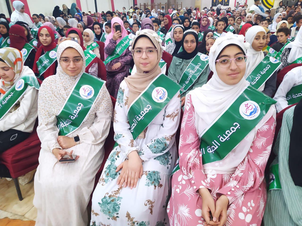 شخصيات مشرفة