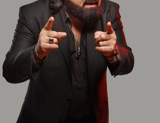 تهديد المطرب ابو الليف لمذيعه مشهوره 