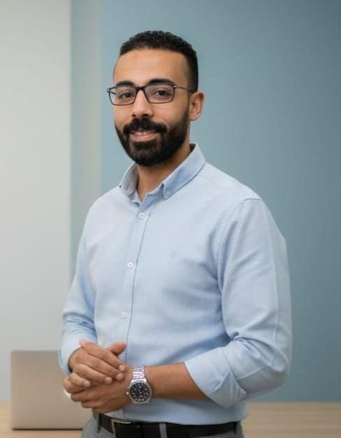 التعلق المرضي عند الكبار ولماذا نرتبط بما يؤذينا وكيف نكسر دائرة الألم؟