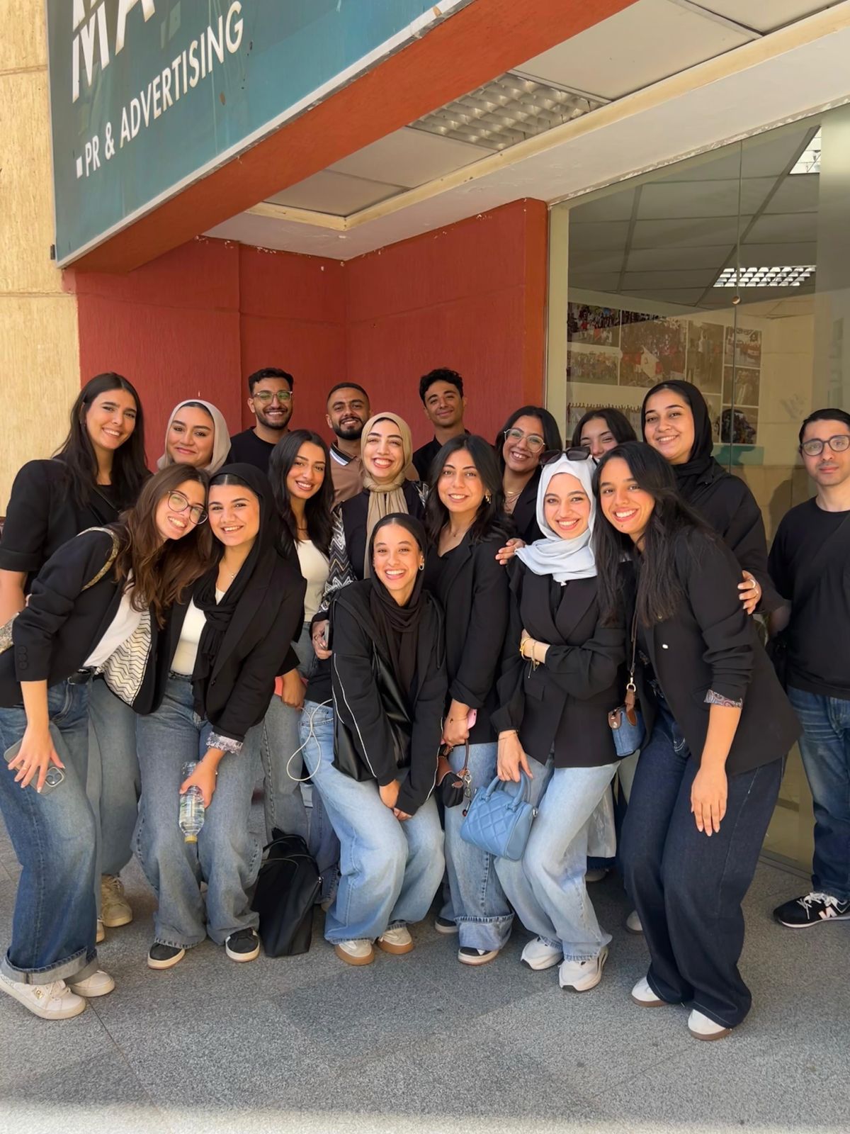 طلاب إعلام CIC يطلقون حملة “بره الZone” لمواجهة الإدمان الرقمي بين الأطفال طلاب إعلام CIC يطلقون حملة “بره الZone” لمواجهة الإدمان الرقمي بين الأطفال